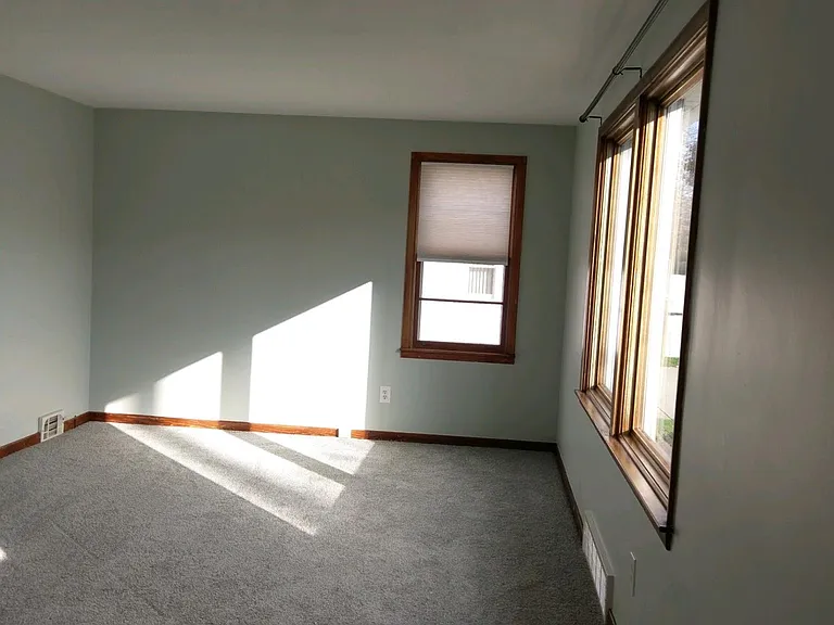 5940 Sheridan Dr — Photo 6