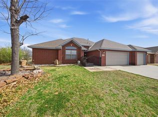 6408 Sandlewood Dr, Oklahoma City, OK 73132