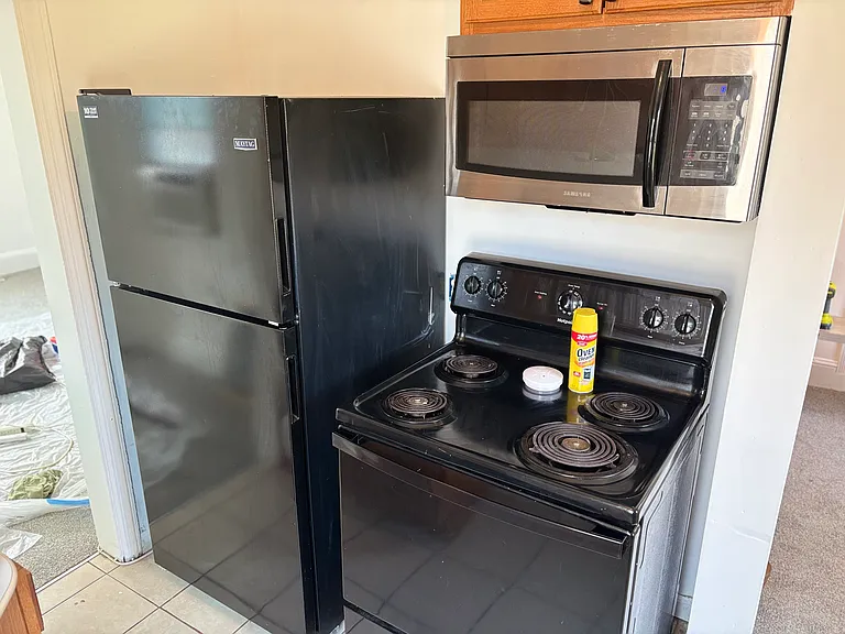 129 N Church St #2 — Photo 6