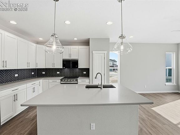 7th image of this home
