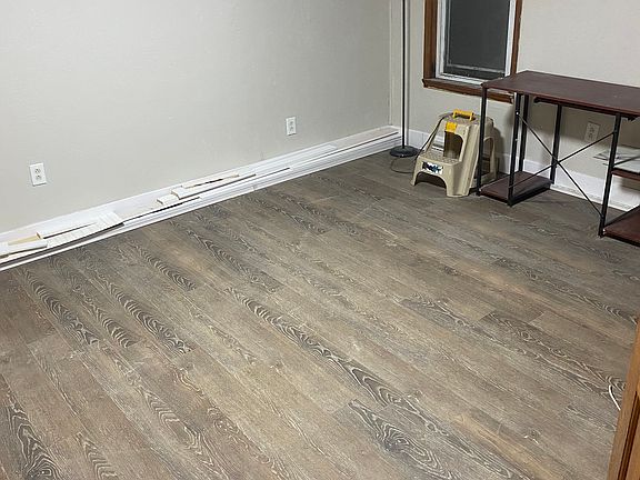 5th image of 79 Diem St