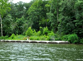 12 Southbeach Blvd, Sunrise Beach, MO 65079