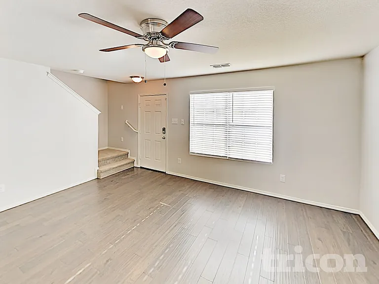 3120 Middleview Rd — Photo 3