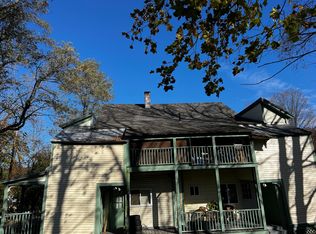 28 Brook St #3, Brattleboro, VT 05301