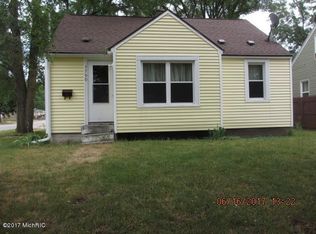 3700 Colby Ave SW, Wyoming, MI 49509