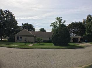 4020 Pineview St SW, Grandville, MI 49418