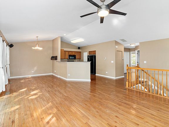 5th image of 117 Meredith Ln #10-1