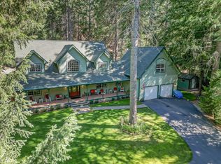 1610 Maple Dr, Weed, CA 96094