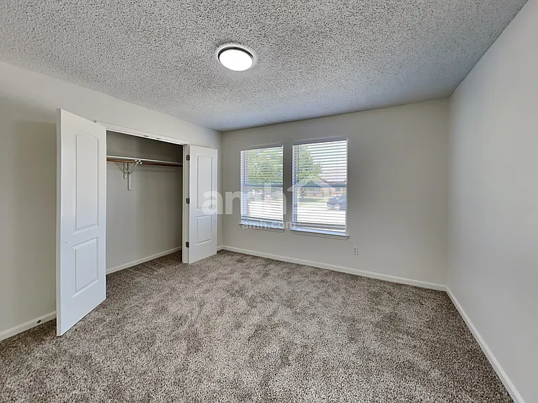 1475 Stewart Dr — Photo 21