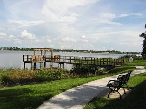 10199 Sailwinds Blvd S APT 104, Largo, FL 33773