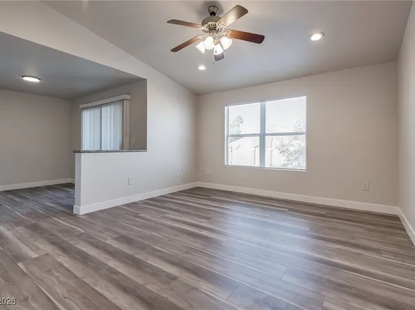 5055 W Hacienda Ave Unit 2122, Las Vegas, NV 89118
