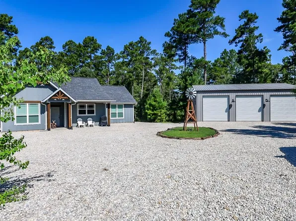 1227 Sanford Rd, Corrigan, TX 75939