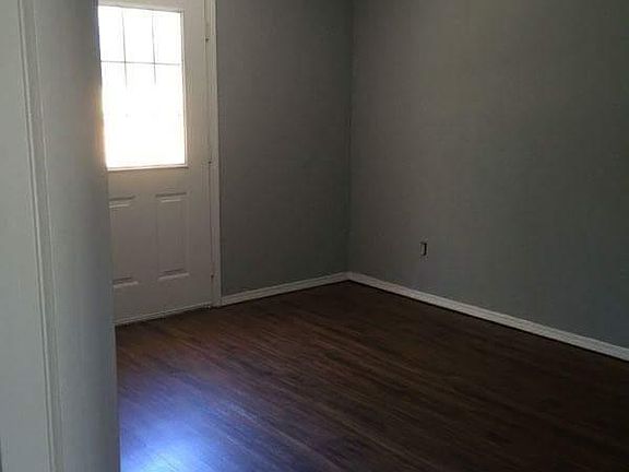 2nd image of 12689 Pioneer Ln