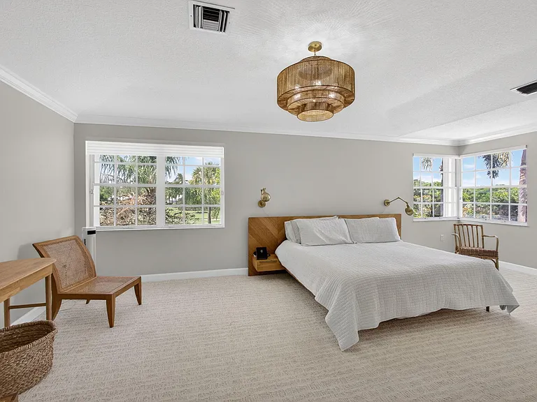 2114 Chagall Cir — Photo 28
