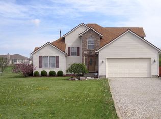 37 Jefferson Ridge Dr, Pataskala, OH 43062
