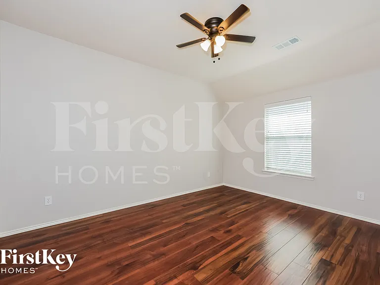 8028 Plateau Dr — Photo 13