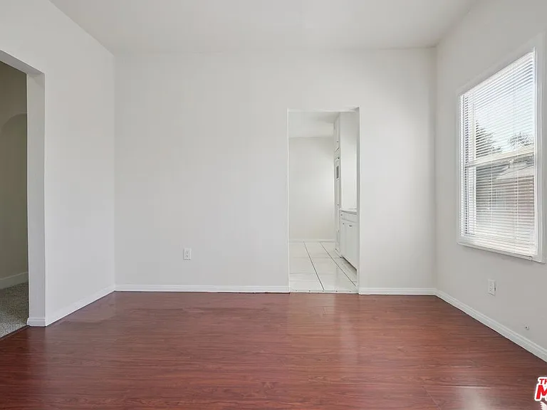 1464 3/4 W 35th Pl — Photo 6