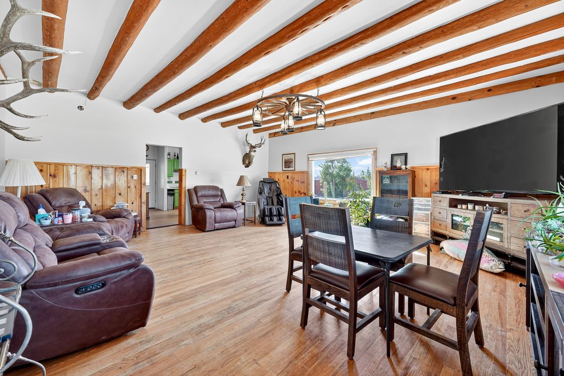 next background image