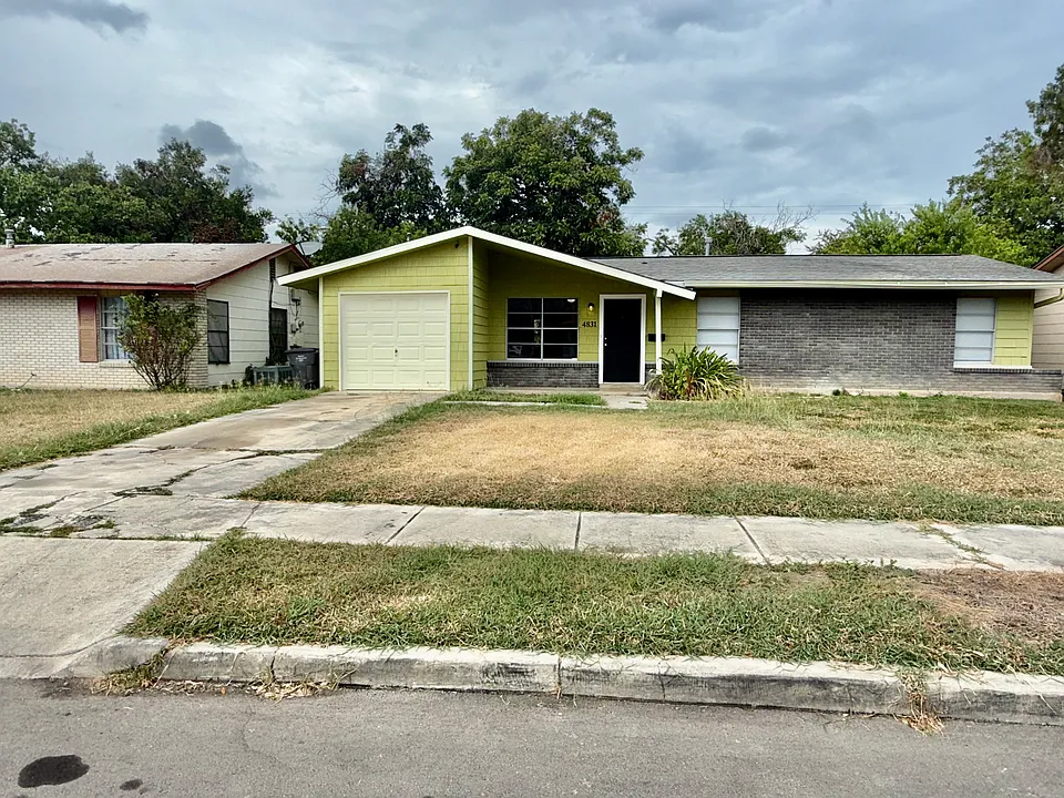 4831 Seabreeze Dr