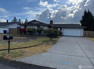 43 Silver Beach Dr, Steilacoom, WA 98388