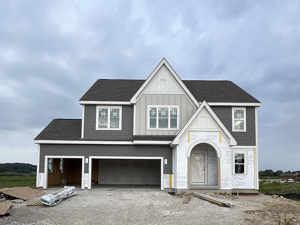 1st image of W256N6637 Beaver Creek LANE