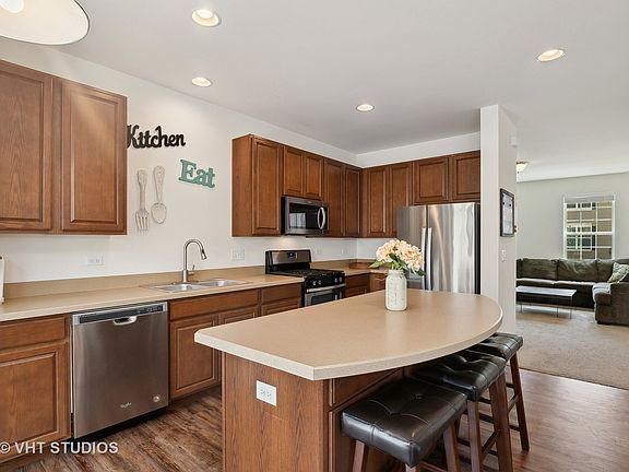 4th image of 312 Lionel Dr