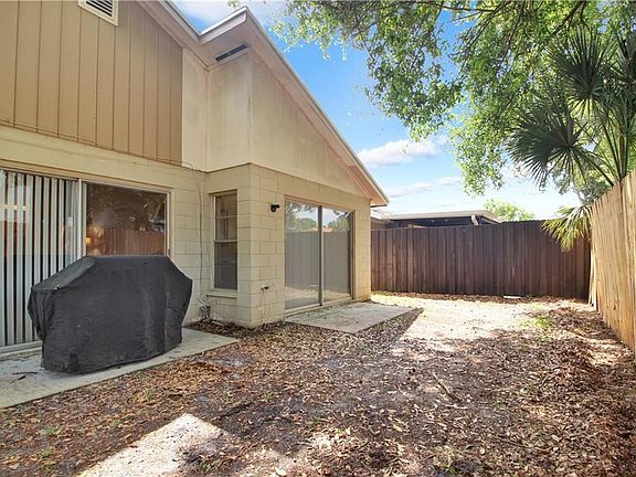 5th image of 12704 Hampton Park Blvd #B
