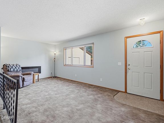 3rd image of 707 Washington Ave