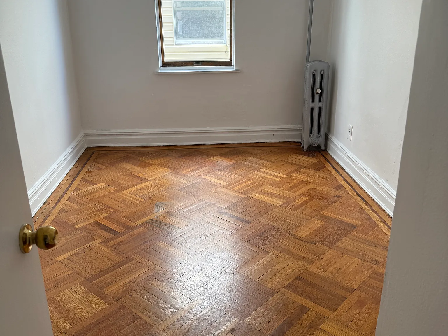 3 bed, 800 sqft, $2,800 — Photo 2