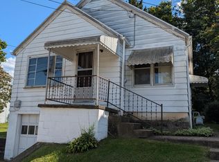 77 W Main St, Lexington, OH 44904