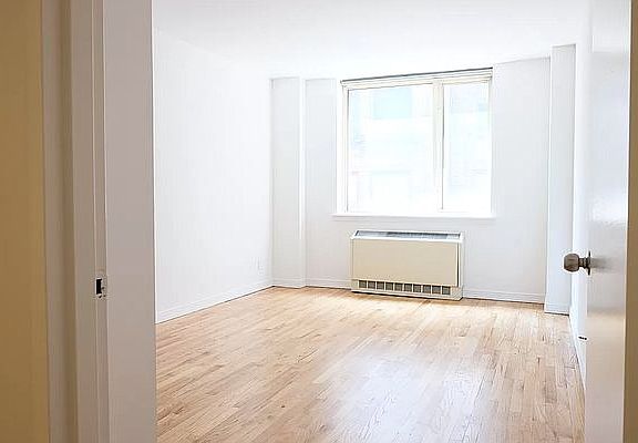 2nd image of 316 E 63rd St APT 2F