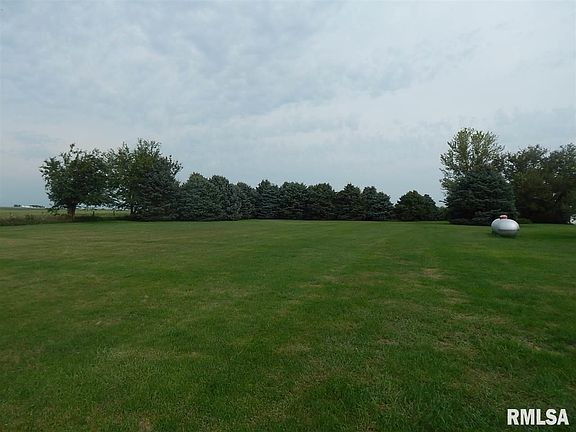 5th image of 9530 N 1400th Ave
