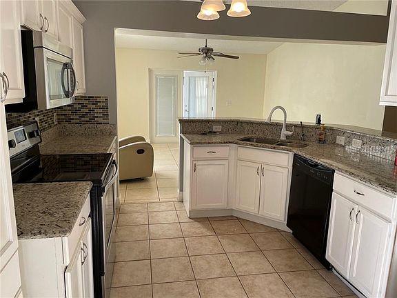 5th image of 11808 Pethrick Dr