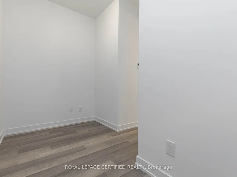 1603 Eglinton Ave W #909 — Photo 20
