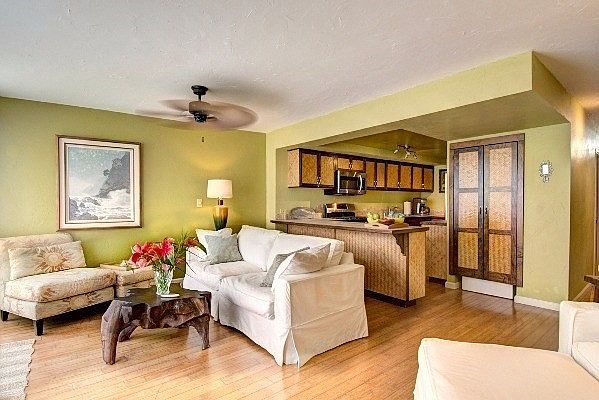 2nd image of 2405 Kalanianaole Ave #Penthouse 7