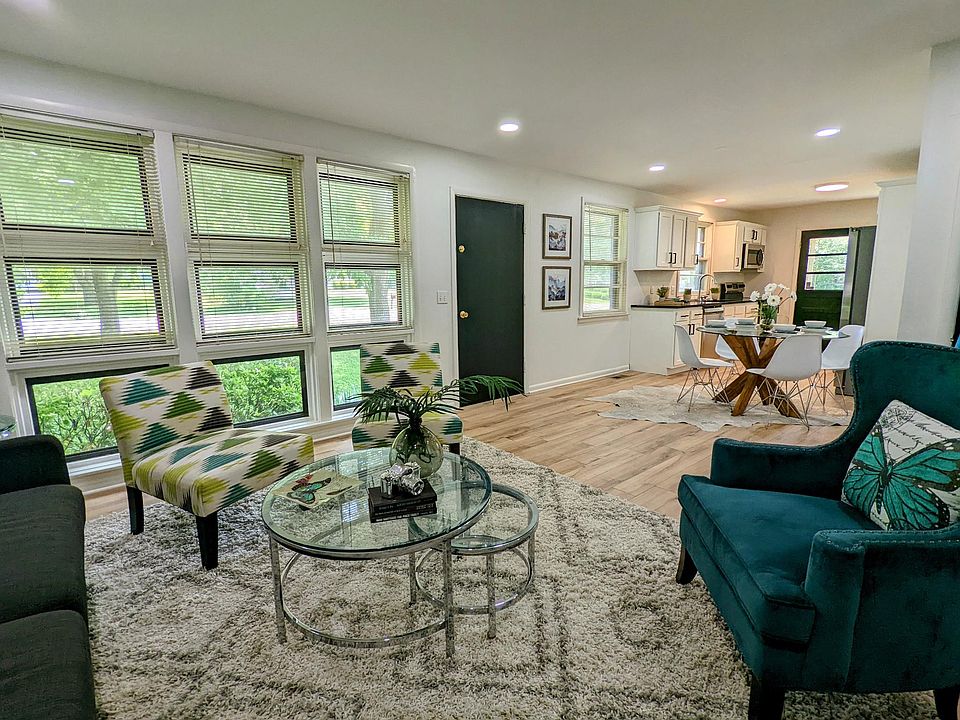 1st image of 2132 Jade Dr
