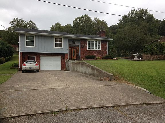 5th image of 281 Pine Hill Dr