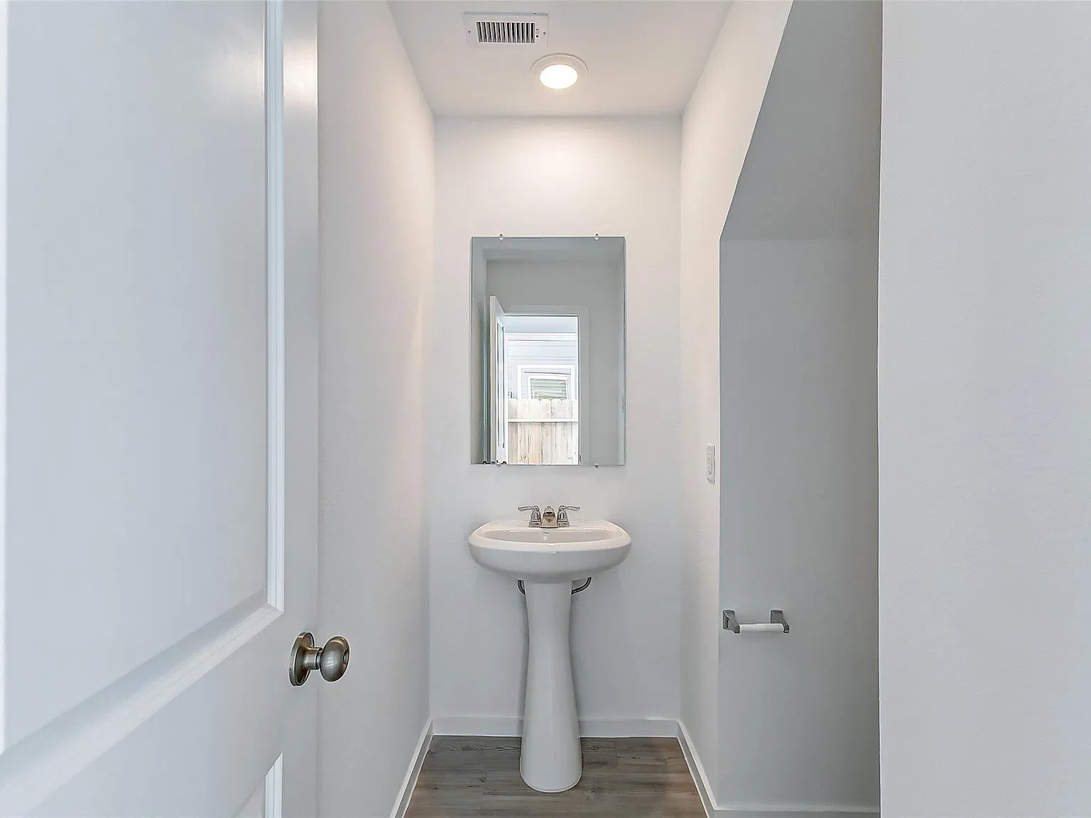 4 bed, 2.5 bath, 1530 sqft, $1,750 — Photo 3