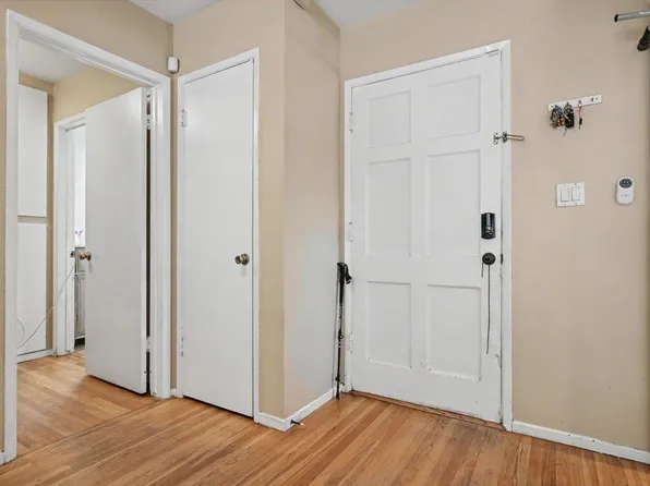 4852 Elsa Rd, San Diego, CA 92120