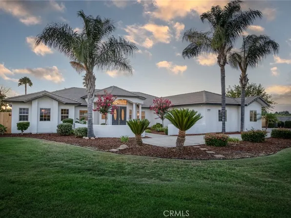 17448 Island Dr, Madera, CA 93636