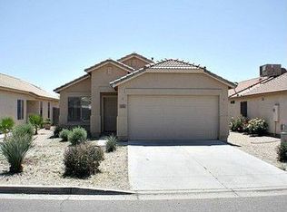 1005 E Vernoa St, San Tan Valley, AZ 85140