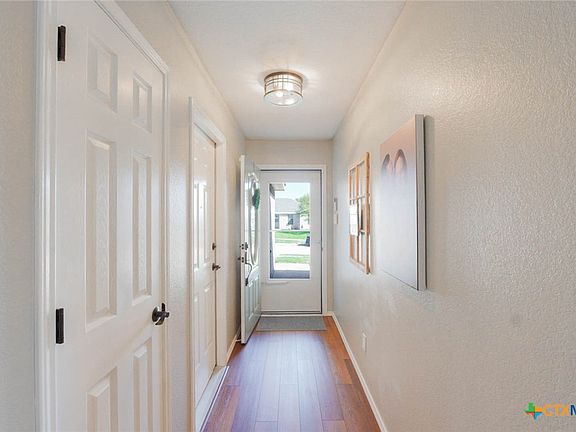 4th image of 1122 Marlee Cir