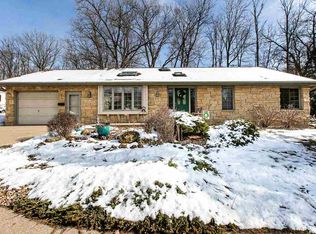 675 Kane St, Dubuque, IA 52001