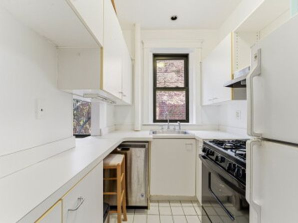 39 Glenville Ave APT 17