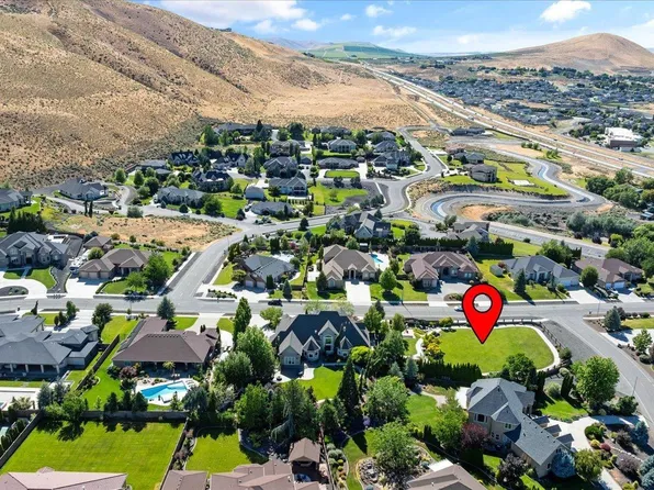 1107 Pinto Loop, Richland, WA 99352