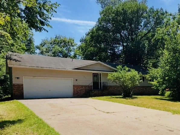 8781 Dorothy Ave, Brainerd, MN 56401