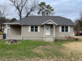 511 N 3rd St, Piedmont, MO 63957