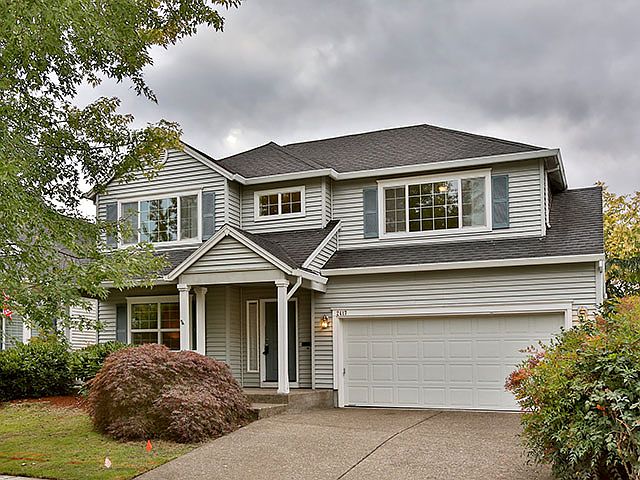 1st image of 2417 NE 10th Ave