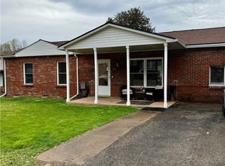 75 Cedar Ln, Madison, WV 25130
