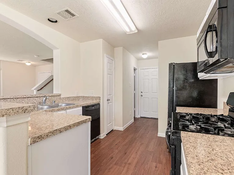 15606 Kiplands Bend Dr — Photo 7